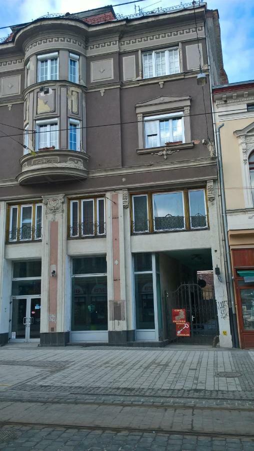 Szechenyi Apartman Miskolc Belvarosban Exterior photo